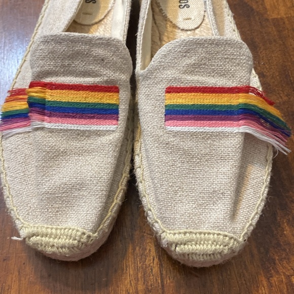 Soludos Rainbow Platform Espadrilles sz. 8 women’s Pride LGBTQ - Picture 5 of 7